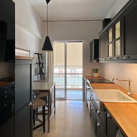 Apartment Nina's Cozy In Mikrolimano *